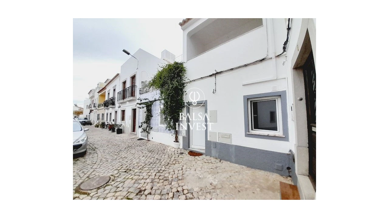 Moradia T4 para Venda em Tavira (Santa Maria e Santiago) Foto 1