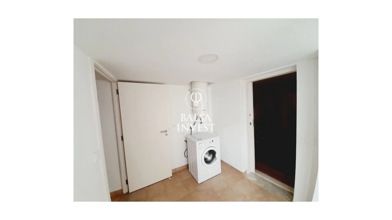 Moradia T4 para Venda em Tavira (Santa Maria e Santiago) Foto 12