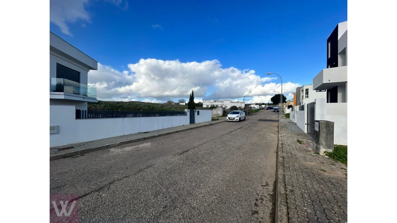 Terreno para Venda em Porto Salvo Foto 3
