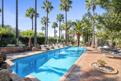 Moradia T6 para Venda em Almancil