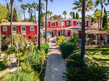 Moradia T6 para Venda em Almancil