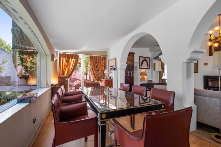 Moradia T6 para Venda em Almancil Foto 10