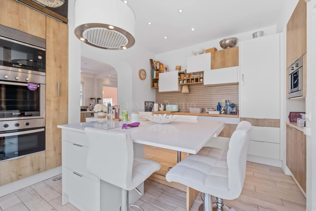 Moradia T6 para Venda em Almancil Foto 48