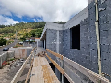 Moradia T3 para Venda em Arco da Calheta