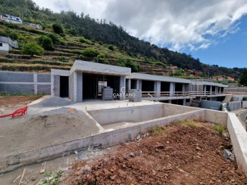 Moradia T3 para Venda em Arco da Calheta