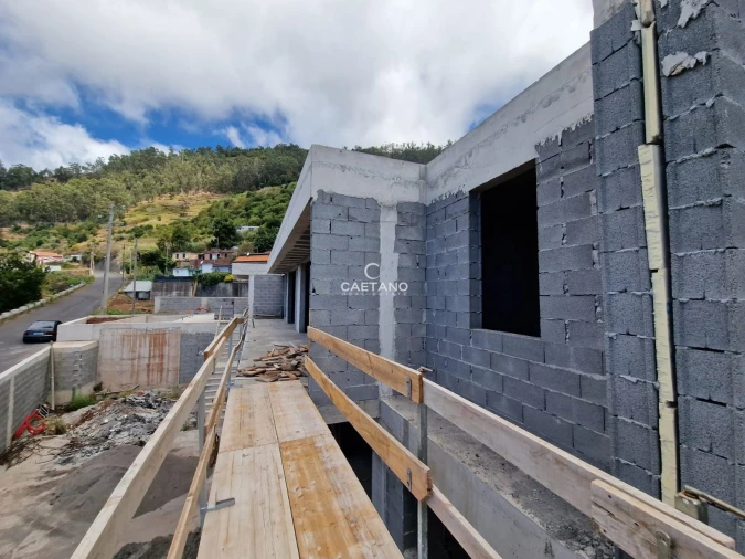 Moradia T3 para Venda em Arco da Calheta Foto 30