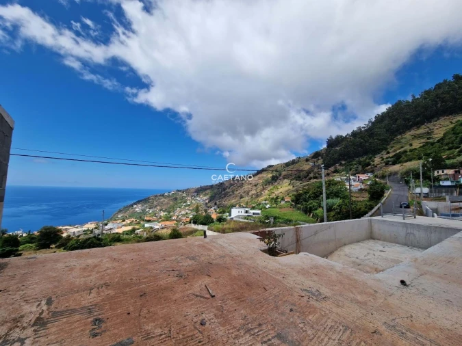 Moradia T3 para Venda em Arco da Calheta Foto 26
