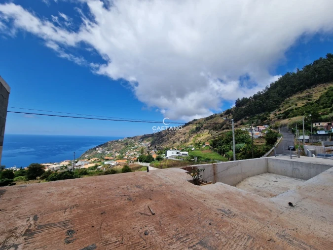 Moradia T3 para Venda em Arco da Calheta Foto 20