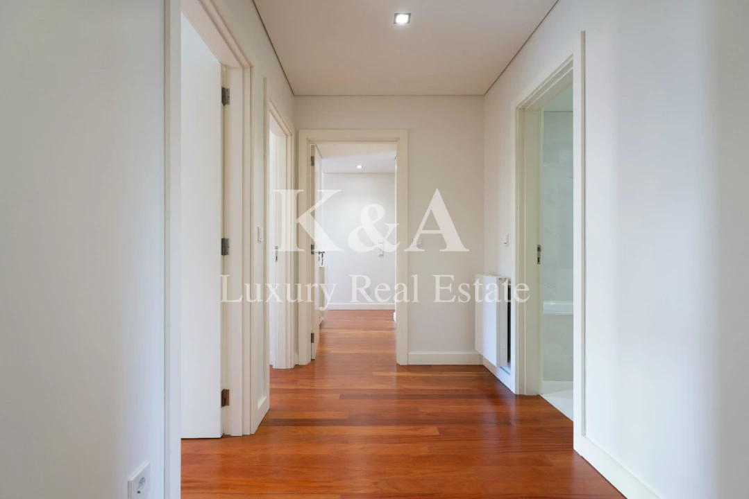 Apartamento T4 para Venda em Aldoar, Foz do Douro e Nevogilde Foto 9