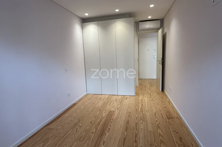 Apartamento T1 para Venda em Cedofeita, Santo Ildefonso, Sé, Miragaia, São Nicolau e Vitória Foto 11