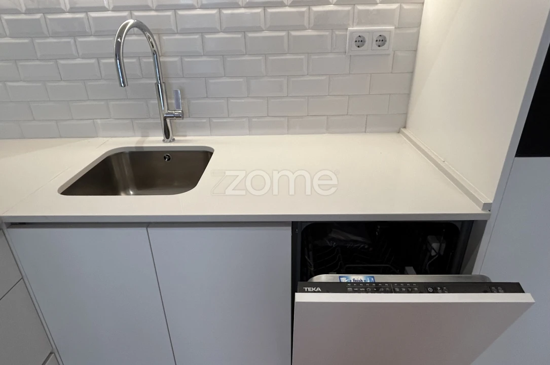 Apartamento T1 para Venda em Cedofeita, Santo Ildefonso, Sé, Miragaia, São Nicolau e Vitória Foto 9