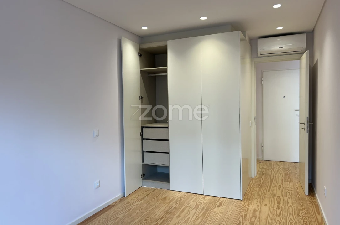 Apartamento T1 para Venda em Cedofeita, Santo Ildefonso, Sé, Miragaia, São Nicolau e Vitória Foto 10