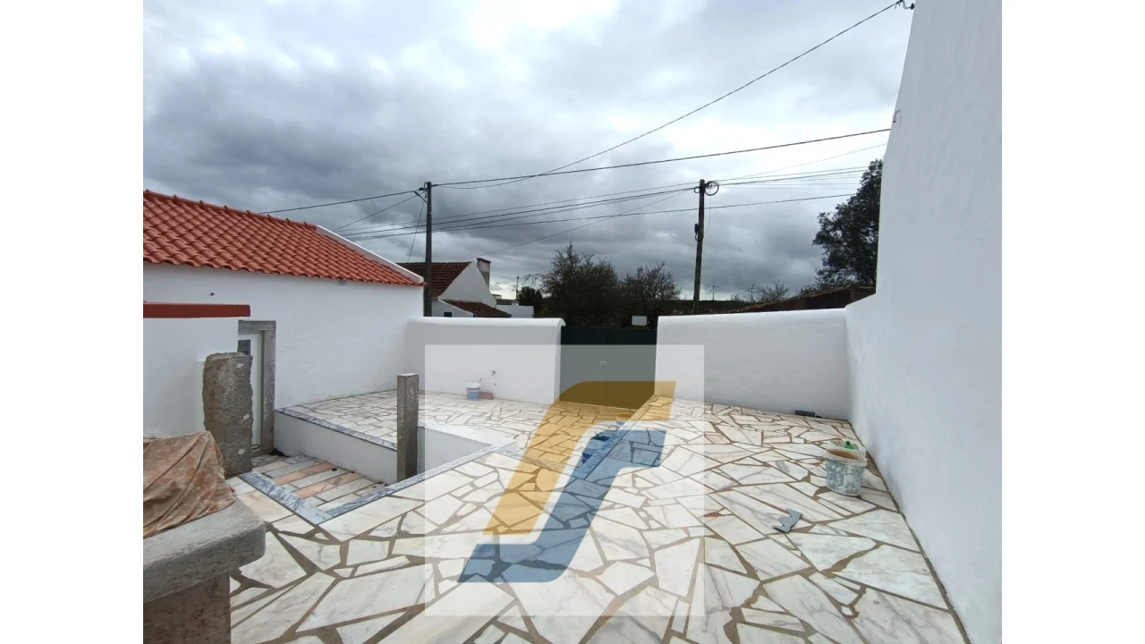 Moradia T2 para Venda em Reguengo Grande Foto 10