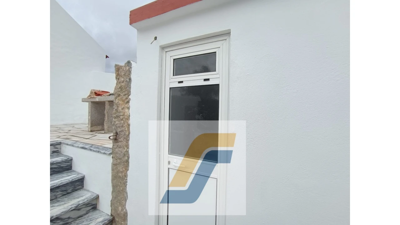 Moradia T2 para Venda em Reguengo Grande Foto 13