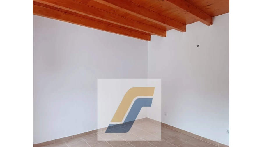 Moradia T2 para Venda em Reguengo Grande Foto 7