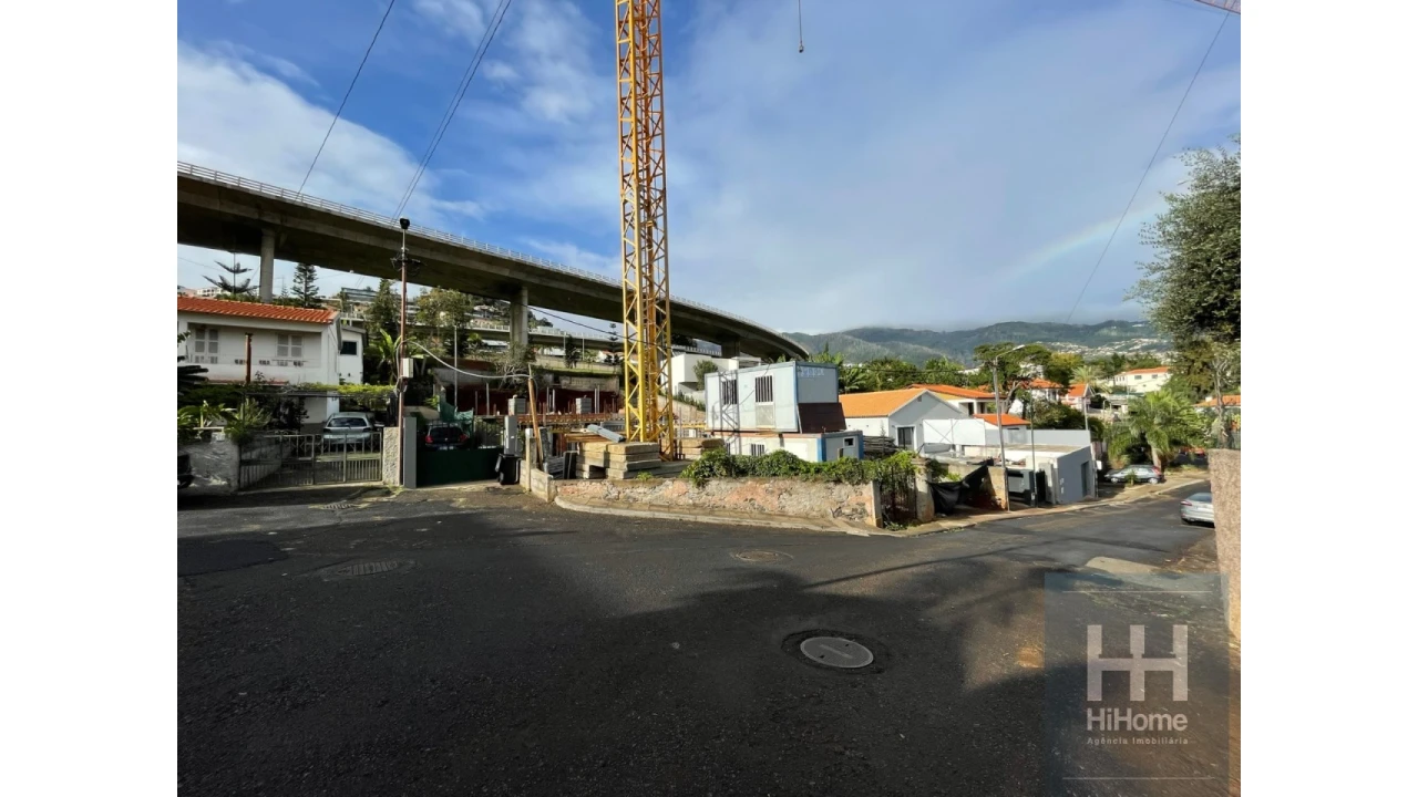 Moradia T3 para Venda em São Martinho Foto 10