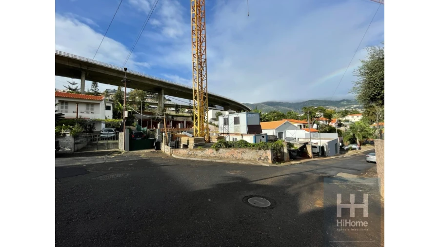 Moradia T3 para Venda em São Martinho Foto 10