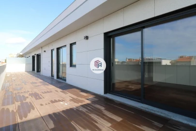 Apartamento T4 para Arrendamento em Matosinhos e Leça da Palmeira