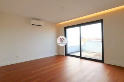 Apartamento T4 para Arrendamento em Matosinhos e Leça da Palmeira