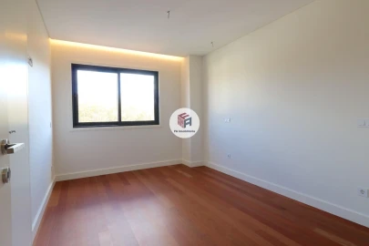 Apartamento T4 para Arrendamento em Matosinhos e Leça da Palmeira