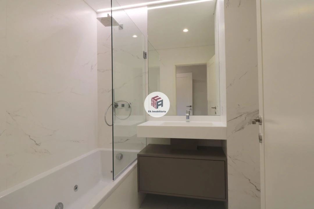 Apartamento T4 para Arrendamento em Matosinhos e Leça da Palmeira Foto 18