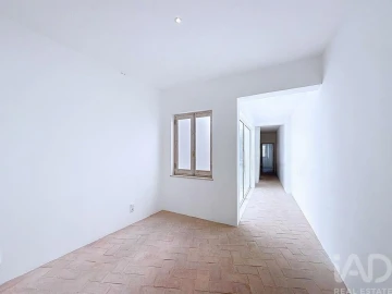 Moradia T4 para Venda em Olhão