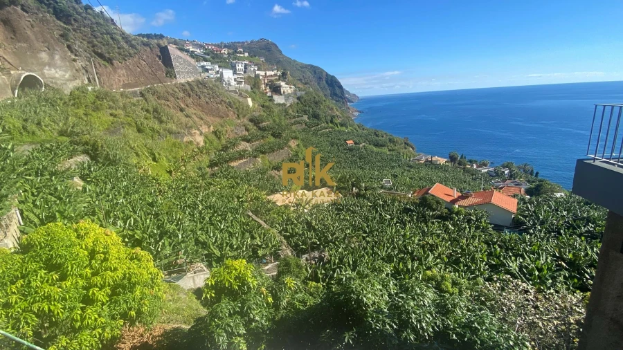 Terreno para Venda em Arco da Calheta Foto 7