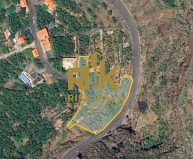 Terreno para Venda em Arco da Calheta Foto 2