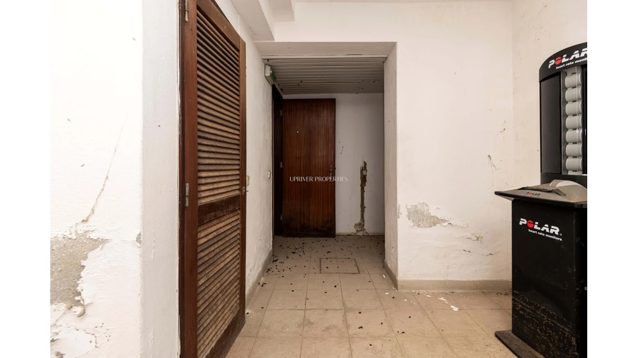 Negócio para Venda em Carcavelos e Parede Foto 22