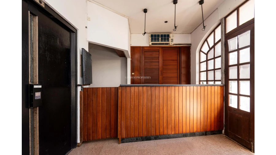 Negócio para Venda em Carcavelos e Parede Foto 2