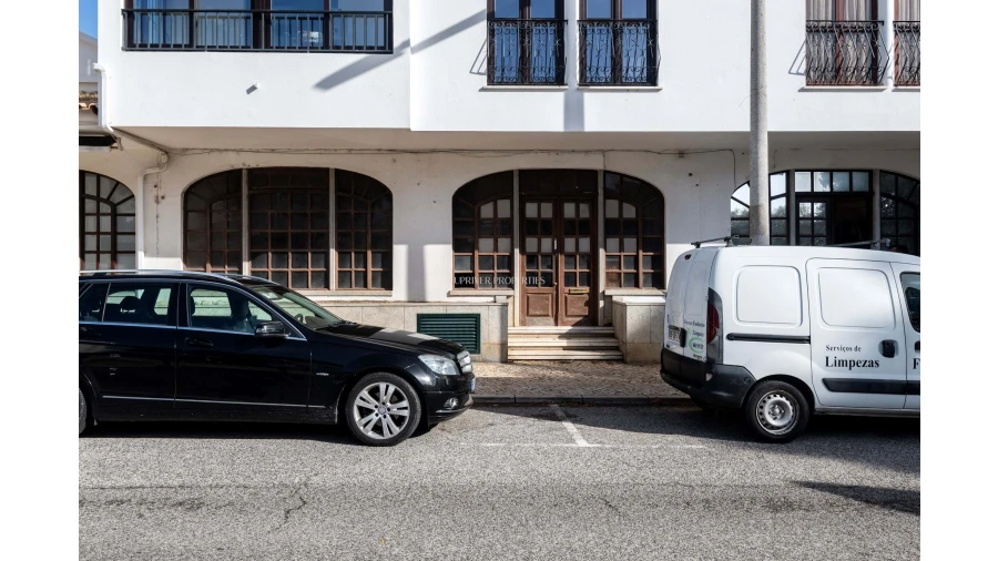 Negócio para Venda em Carcavelos e Parede Foto 28