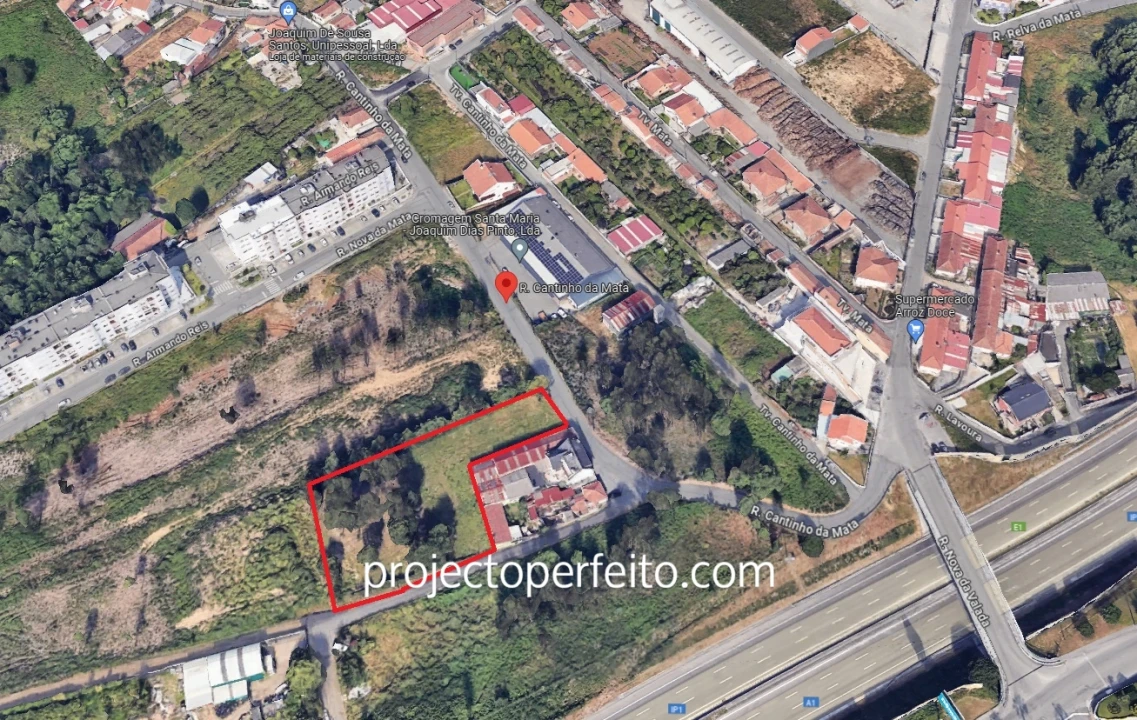 Terreno para Venda em Santa Maria de Lamas Foto 2