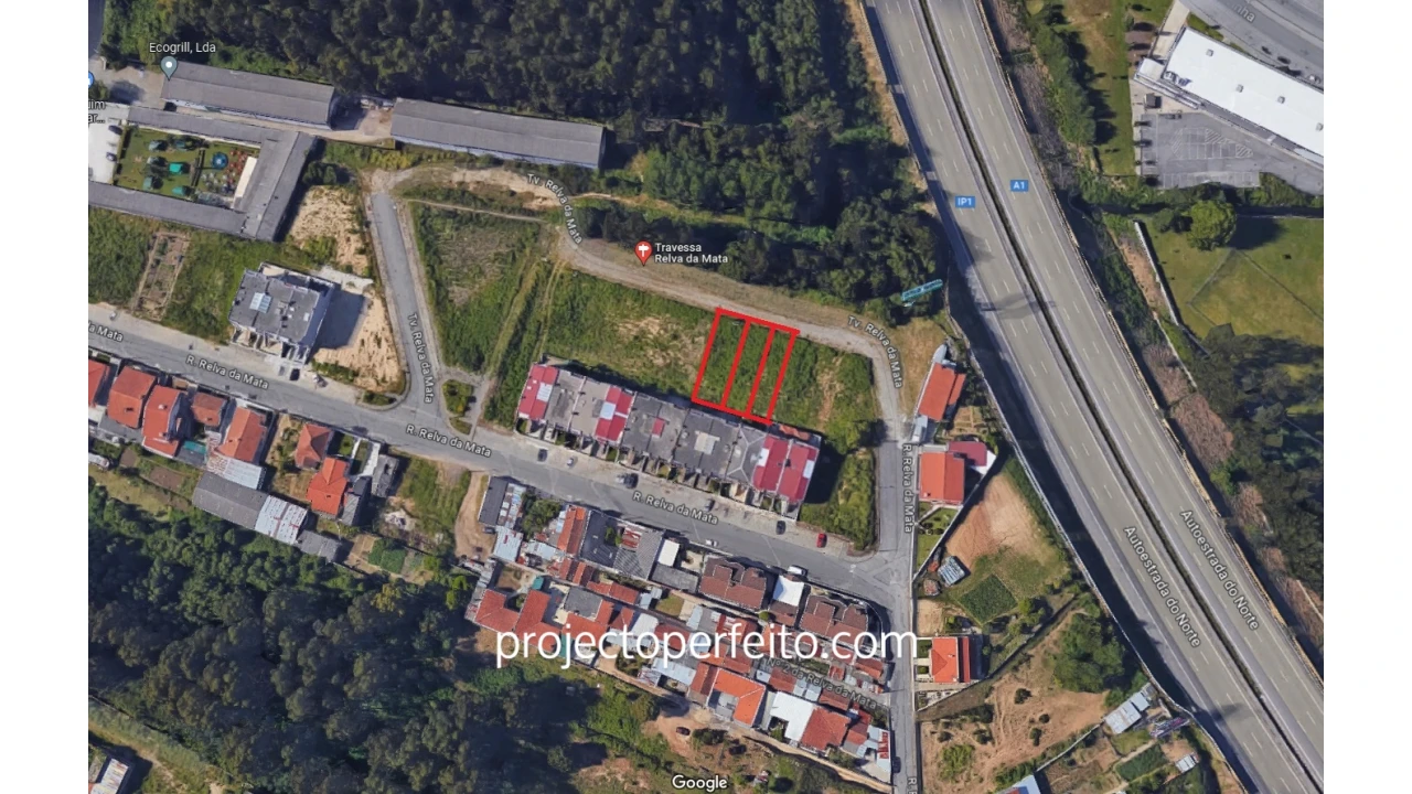 Terreno para Venda em Santa Maria de Lamas Foto 4