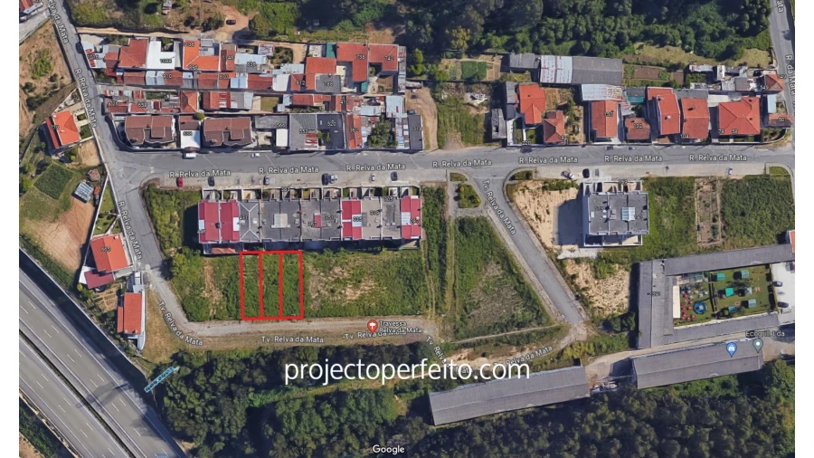 Terreno para Venda em Santa Maria de Lamas Foto 6