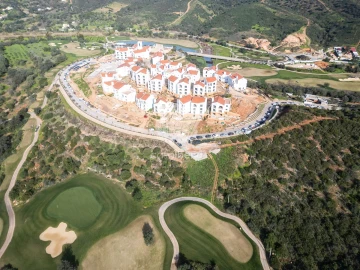 Moradia T6 para Venda em Querença, Tôr e Benafim