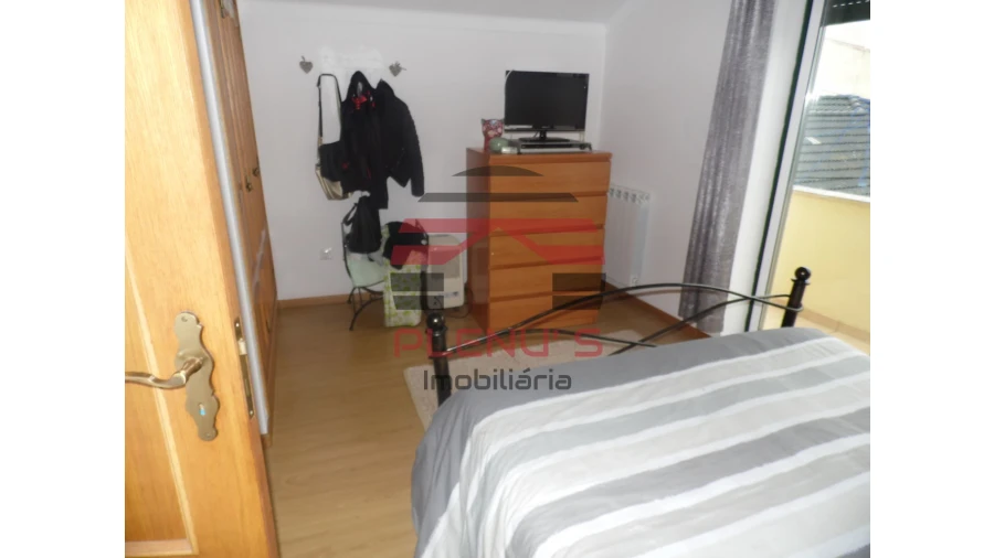 Apartamento T2 para Venda em Buarcos Foto 7