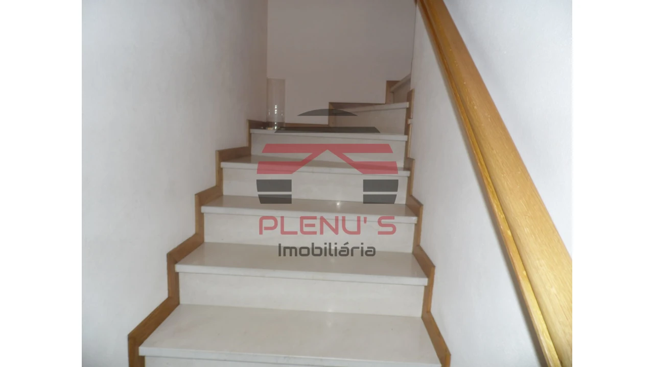 Apartamento T2 para Venda em Buarcos Foto 11