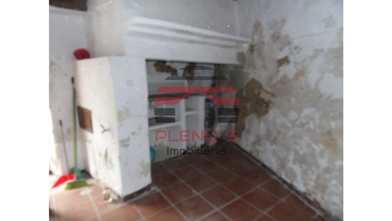 Moradia T1 para Venda em Santa Eulalia Foto 5