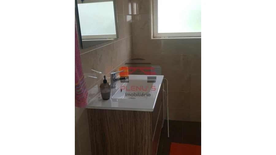 Moradia T2 para Venda em Buarcos Foto 6