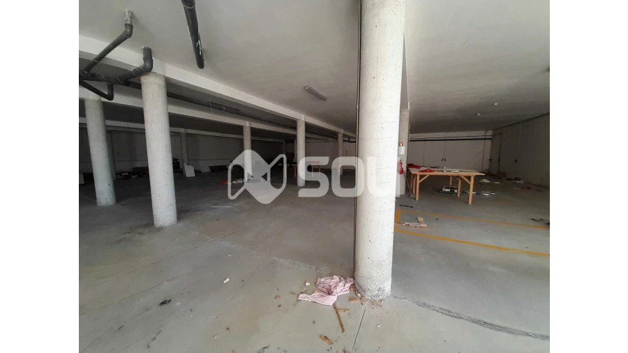 Quinta T6 para Venda em Abragão Foto 10