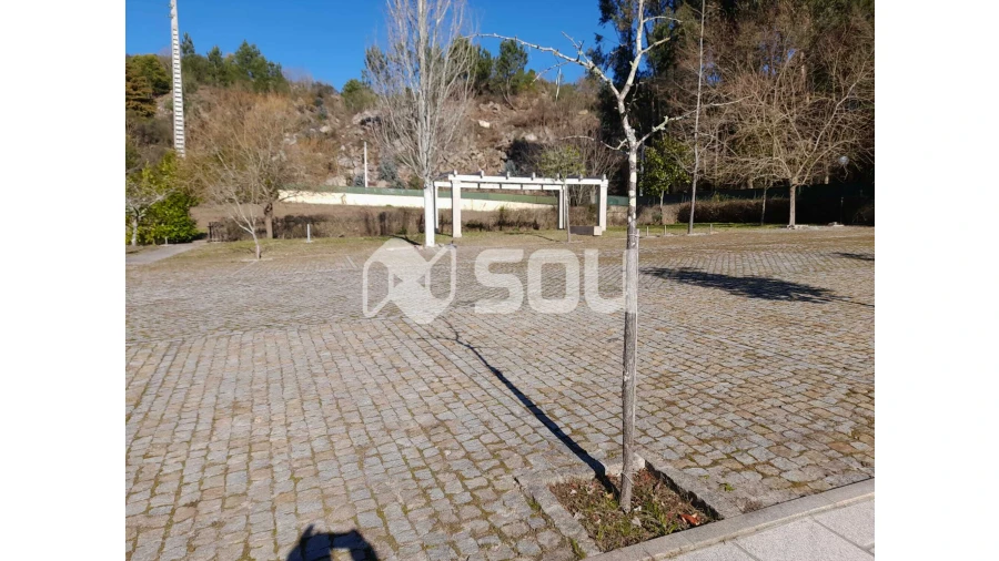 Quinta T6 para Venda em Abragão Foto 13