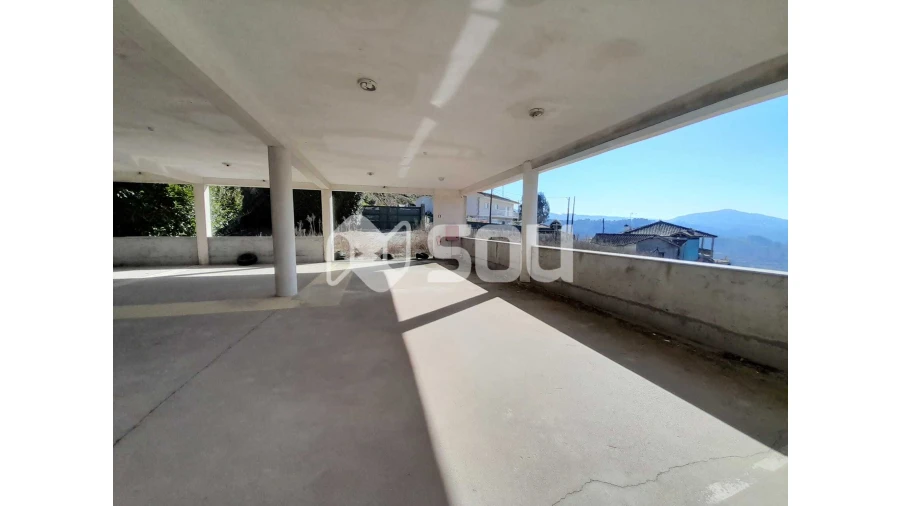 Quinta T6 para Venda em Abragão Foto 18