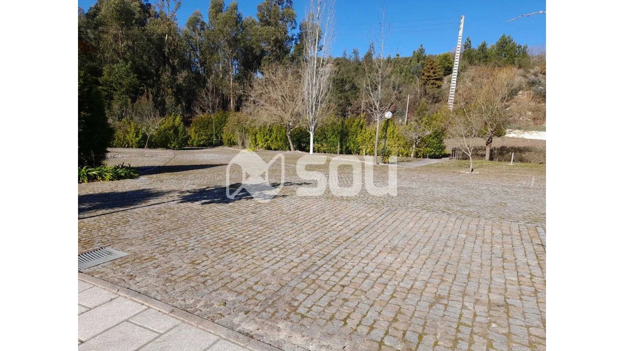 Quinta T6 para Venda em Abragão Foto 11