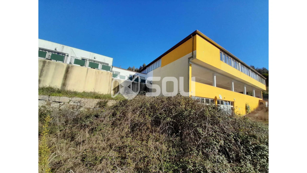 Quinta T6 para Venda em Abragão Foto 1