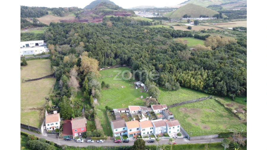Terreno para Venda em Cabouco Foto 12