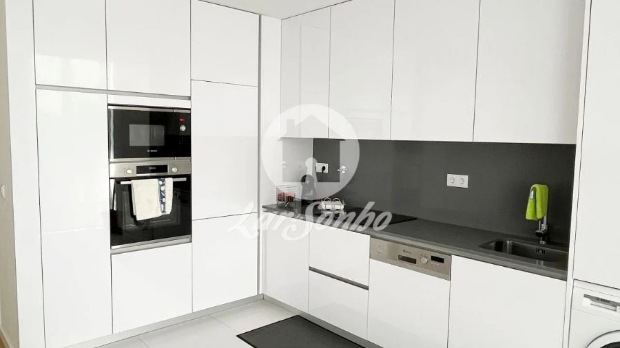 Apartamento T3 para Arrendamento em Póvoa de Varzim, Beiriz e Argivai