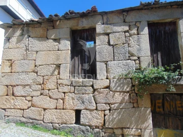Moradia T2 para Venda em Torgueda