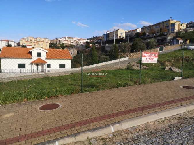 Terreno para Venda em Gouveia (São Pedro e São Julião) Foto 4