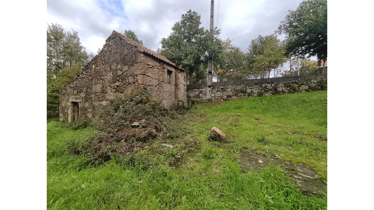 Quinta T0 para Venda em Castelo de Penalva Foto 1