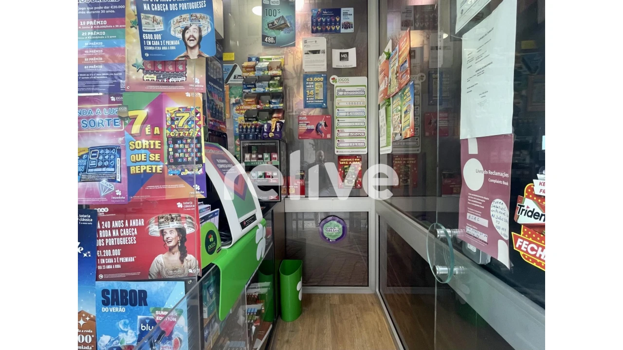 Loja para Venda em Santo António Foto 17